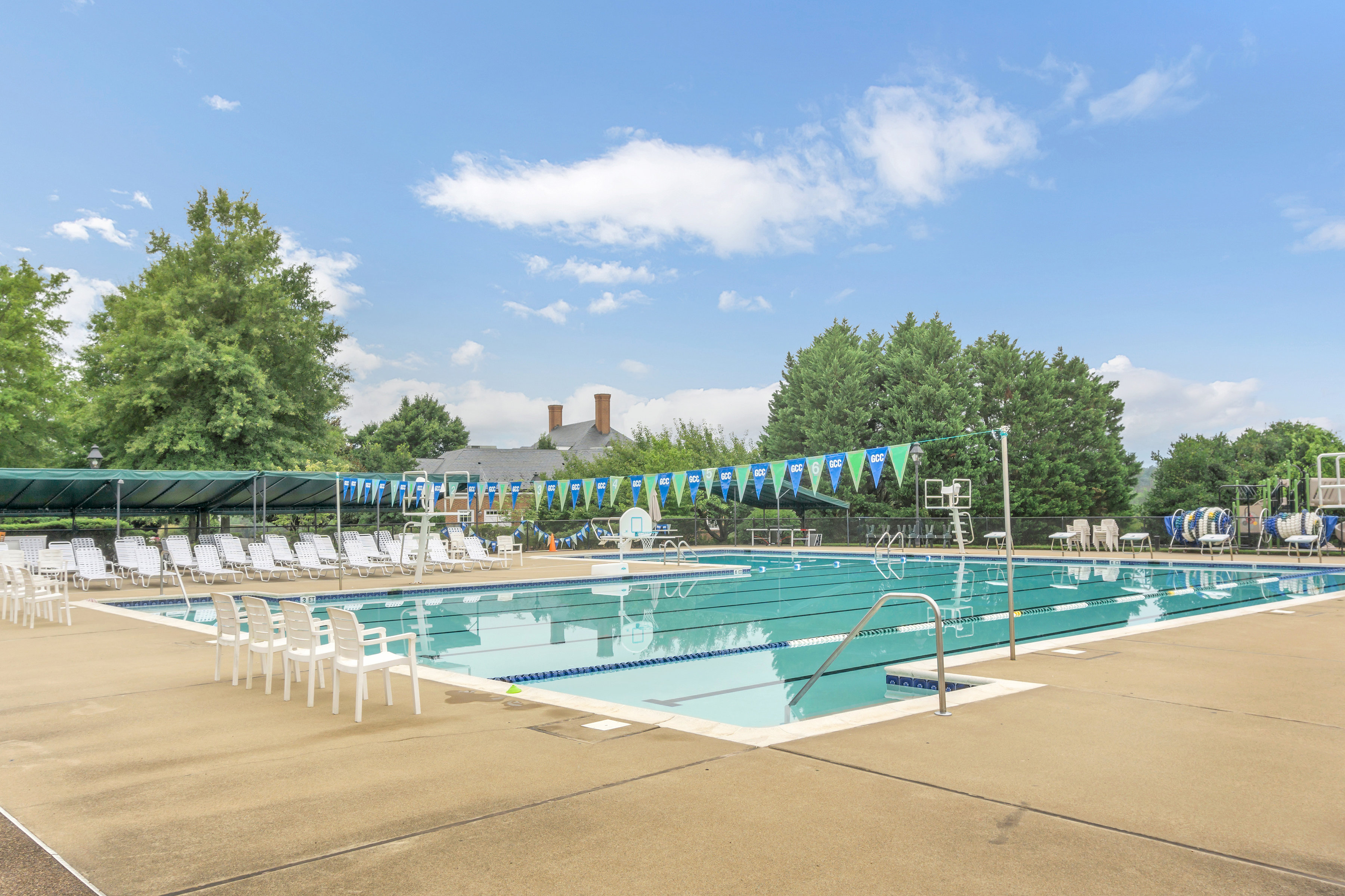Glenmore swimming pool with swim lanes